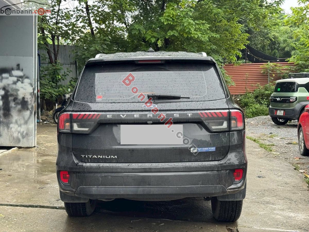 Bán ô tô Ford Everest Titanium 2.0L 4x2 AT - 2025 - xe cũ