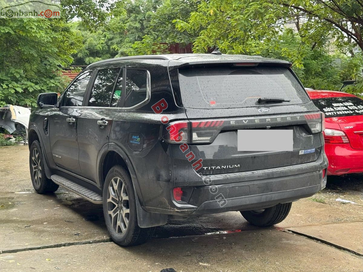 Bán ô tô Ford Everest Titanium 2.0L 4x2 AT - 2025 - xe cũ