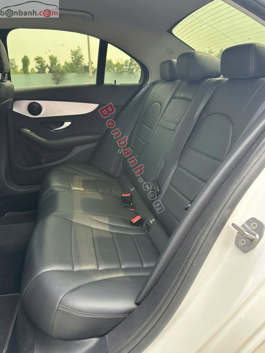 Bán ô tô Mercedes Benz C class C180 AMG - 2021 - xe cũ