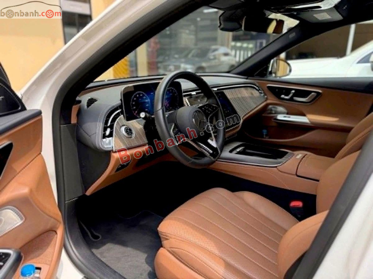 Bán ô tô Mercedes Benz E class E200 Exclusive - 2025 - xe cũ