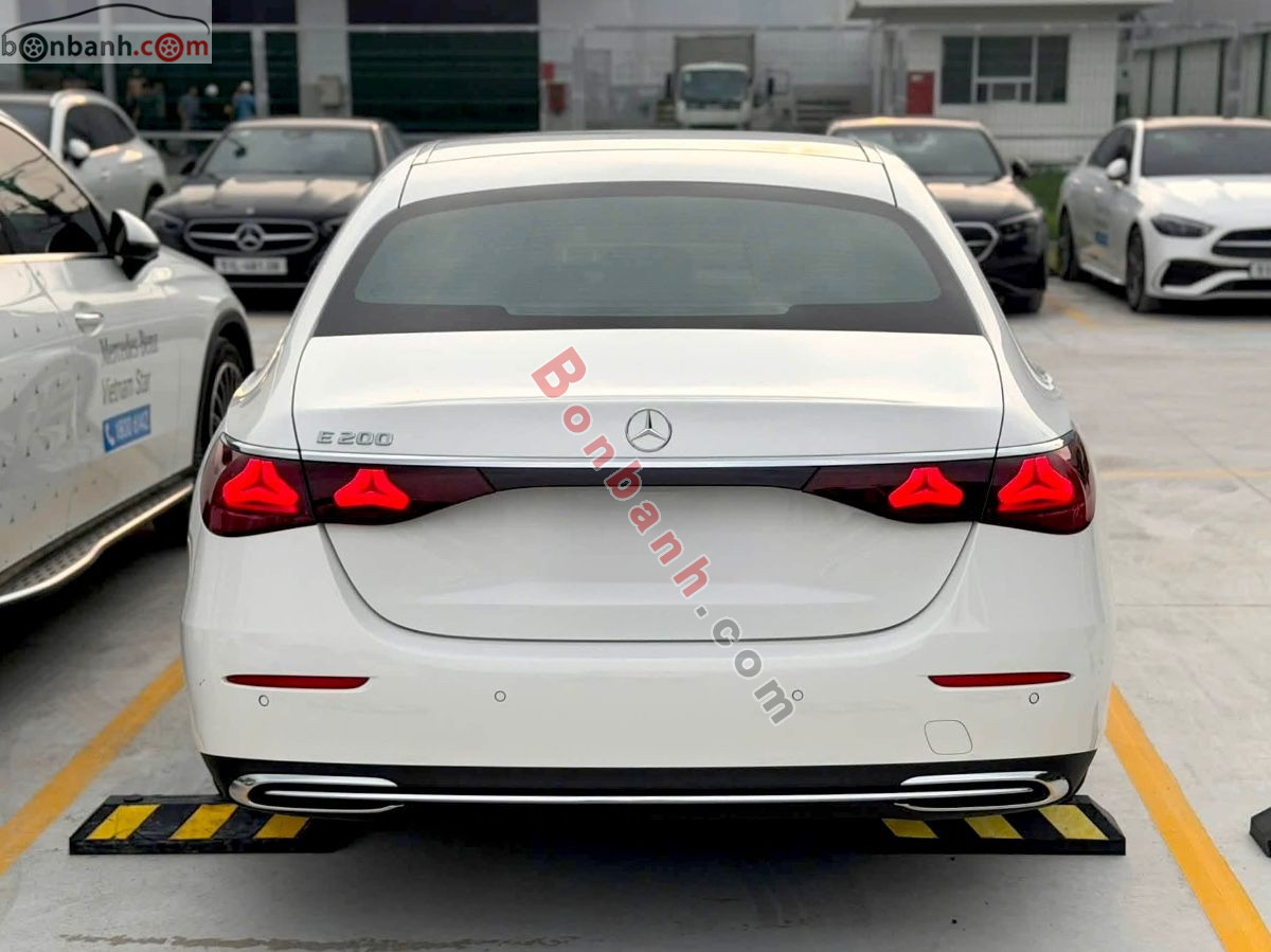Bán ô tô Mercedes Benz E class E200 Exclusive - 2025 - xe cũ