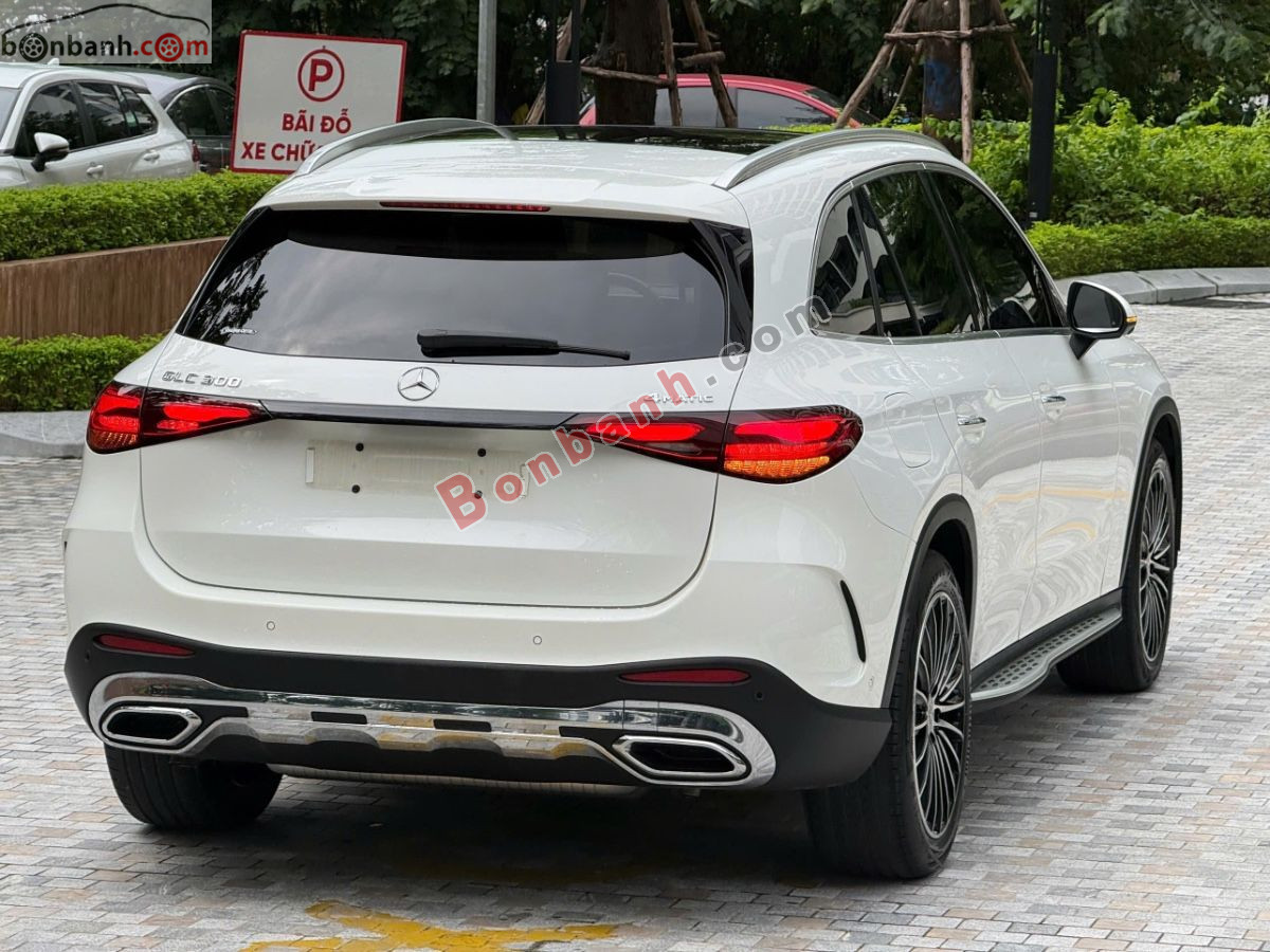 Bán ô tô Mercedes Benz GLC 300 4Matic - 2023 - xe cũ