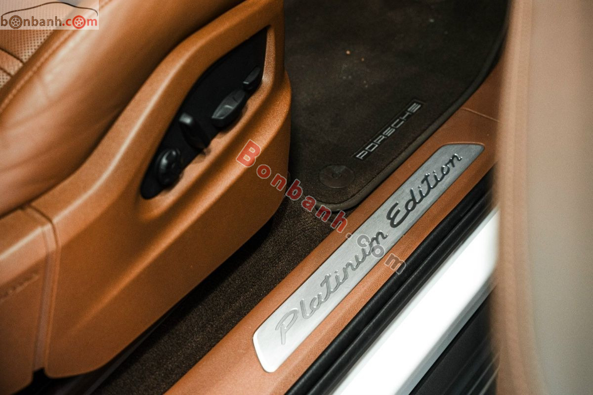 Bán ô tô Porsche Cayenne Platinum Edition - 2022 - xe cũ