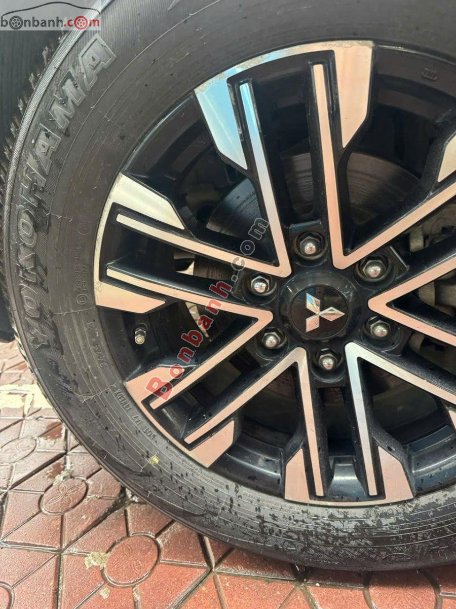 Bán ô tô Mitsubishi Pajero Sport 2.4D 4x2 AT - 2021 - xe cũ