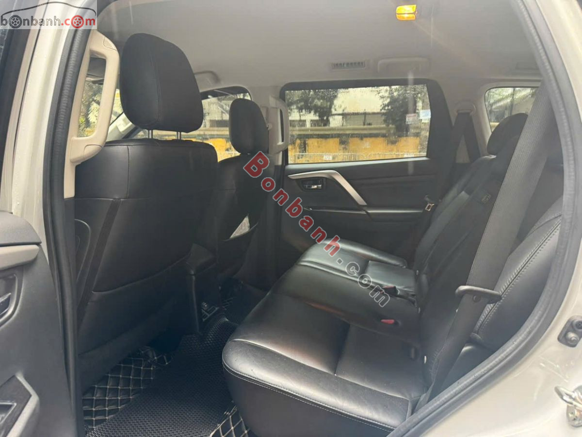 Bán ô tô Mitsubishi Pajero Sport 2.4D 4x2 AT - 2021 - xe cũ