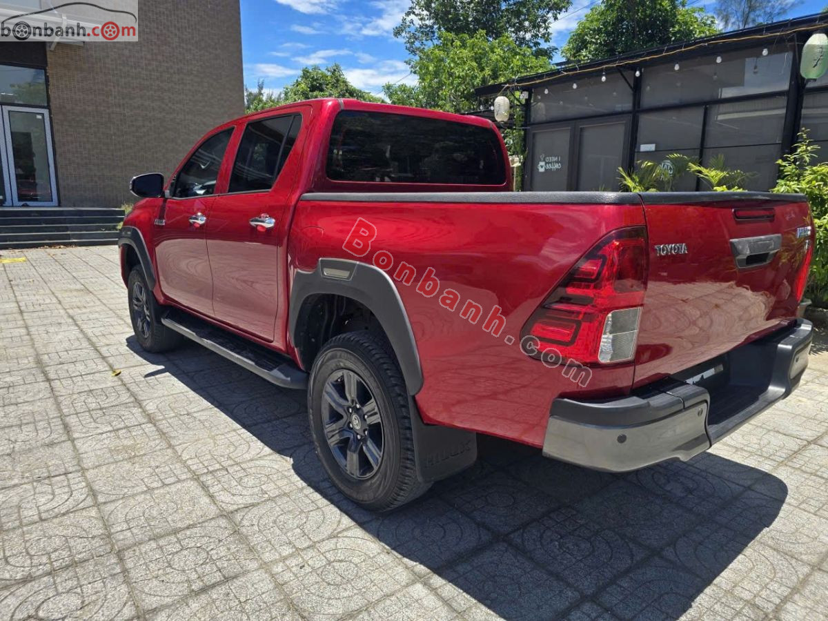 Bán ô tô Toyota Hilux 2.4L 4x2 AT - 2021 - xe cũ