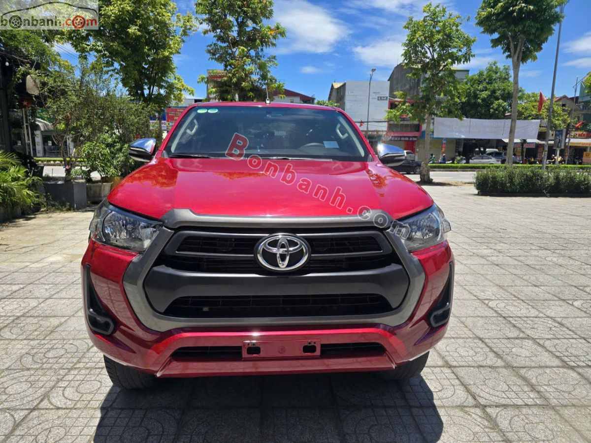 Bán ô tô Toyota Hilux 2.4L 4x2 AT - 2021 - xe cũ