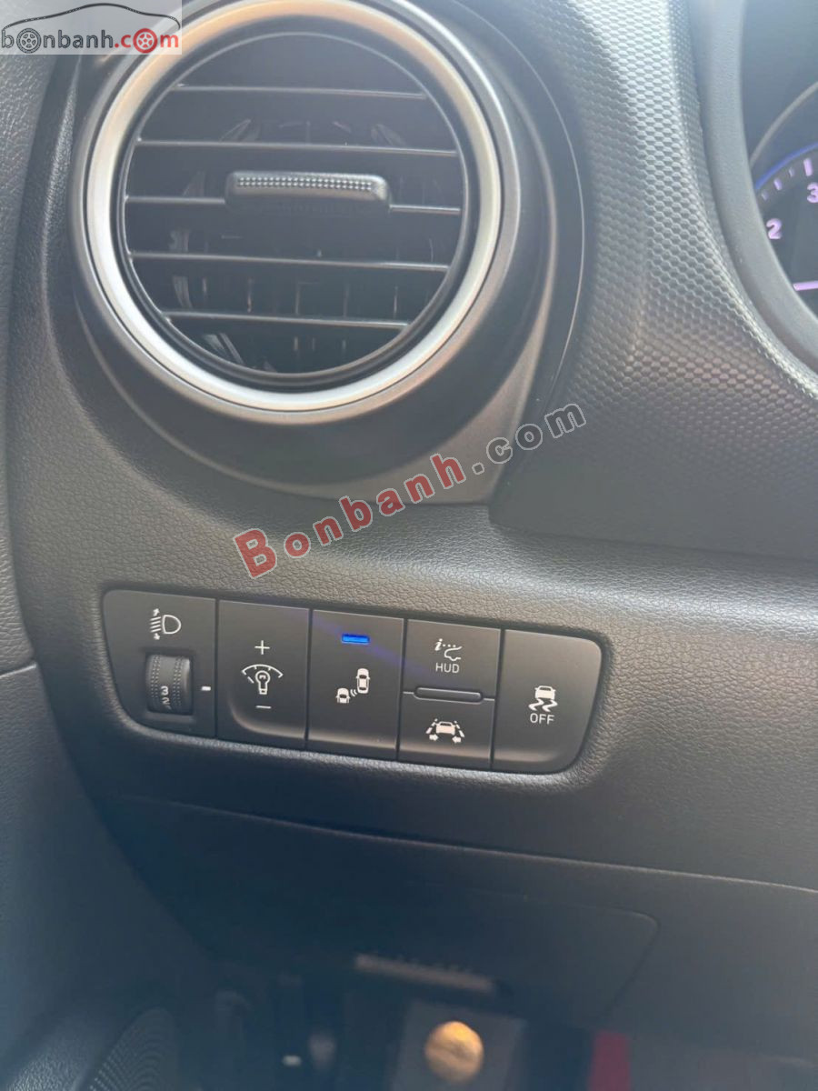 Bán ô tô Hyundai Kona 1.6 Turbo - 2018 - xe cũ