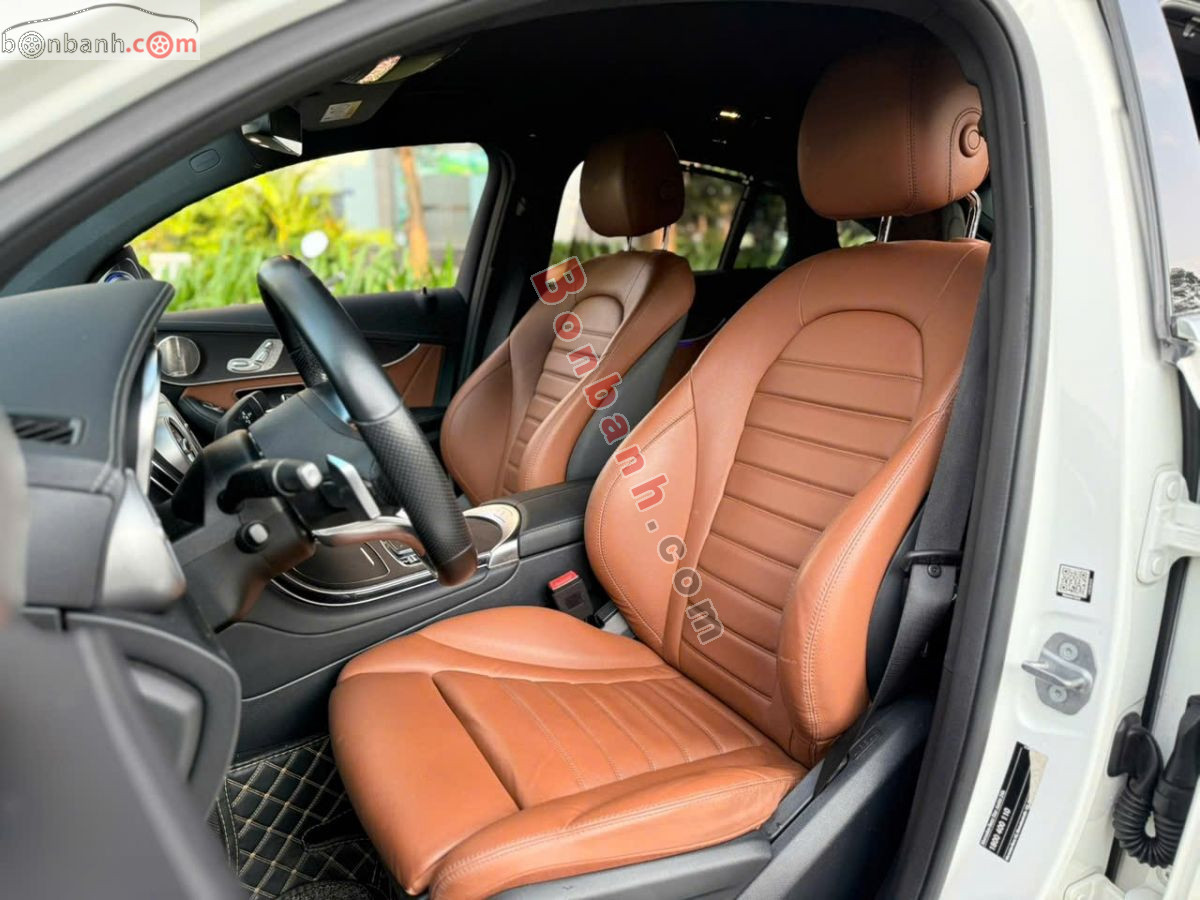 Bán ô tô Mercedes Benz GLC 300 4Matic Coupe - 2021 - xe cũ