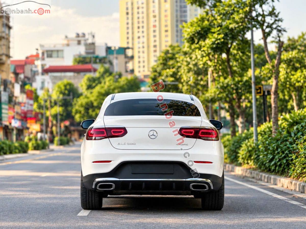 Bán ô tô Mercedes Benz GLC 300 4Matic Coupe - 2021 - xe cũ