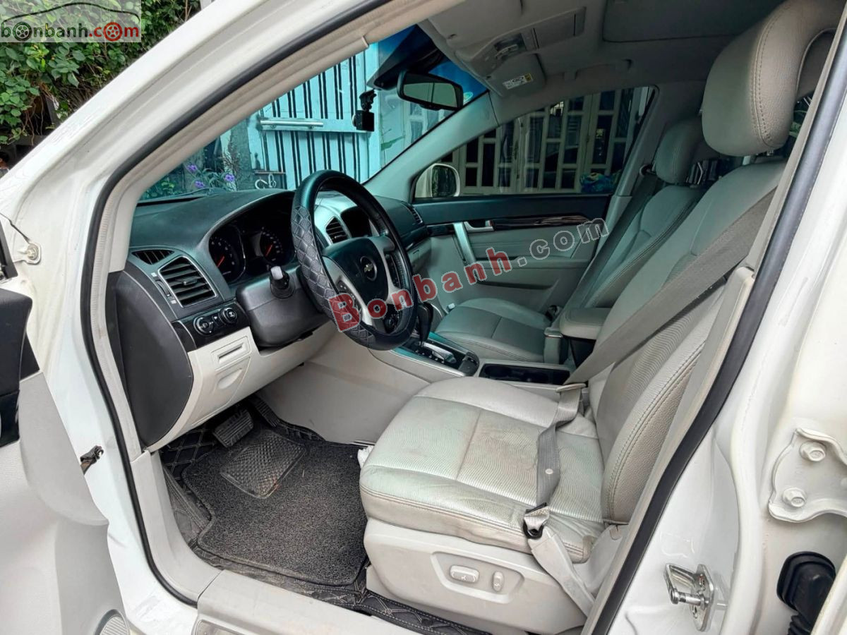 Bán ô tô Chevrolet Captiva LTZ 2.4 AT - 2015 - xe cũ