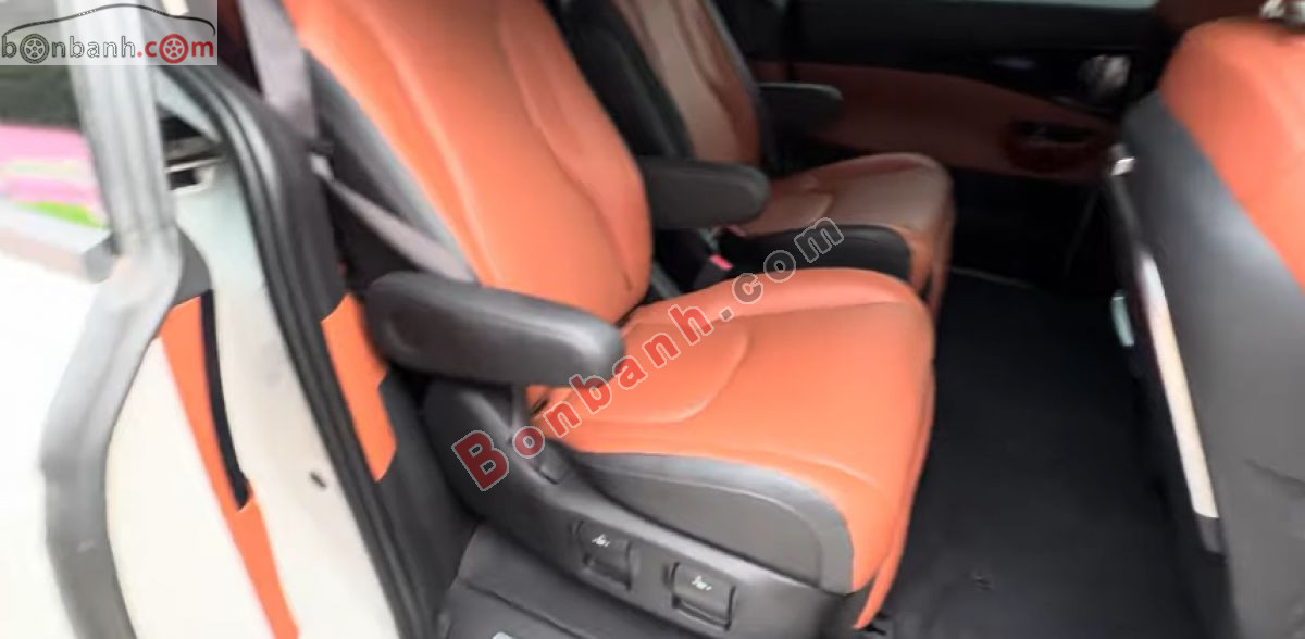 Bán ô tô Kia Carnival Premium 2.2D - 2022 - xe cũ