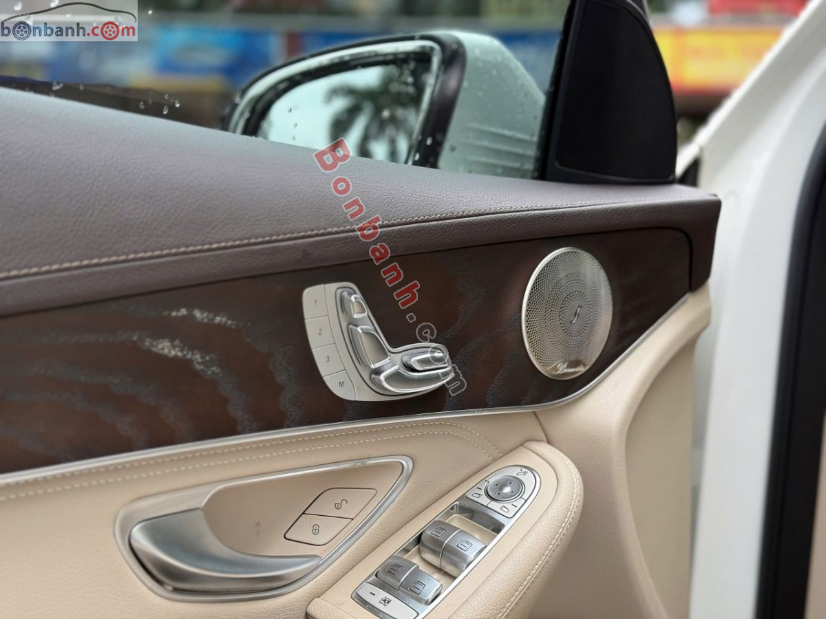 Bán ô tô Mercedes Benz GLC 200 4Matic - 2021 - xe cũ