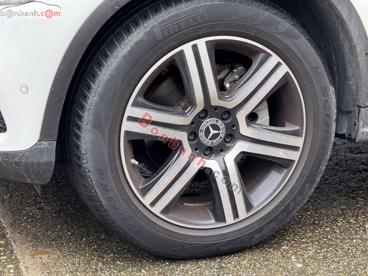 Bán ô tô Mercedes Benz GLC 200 4Matic - 2021 - xe cũ