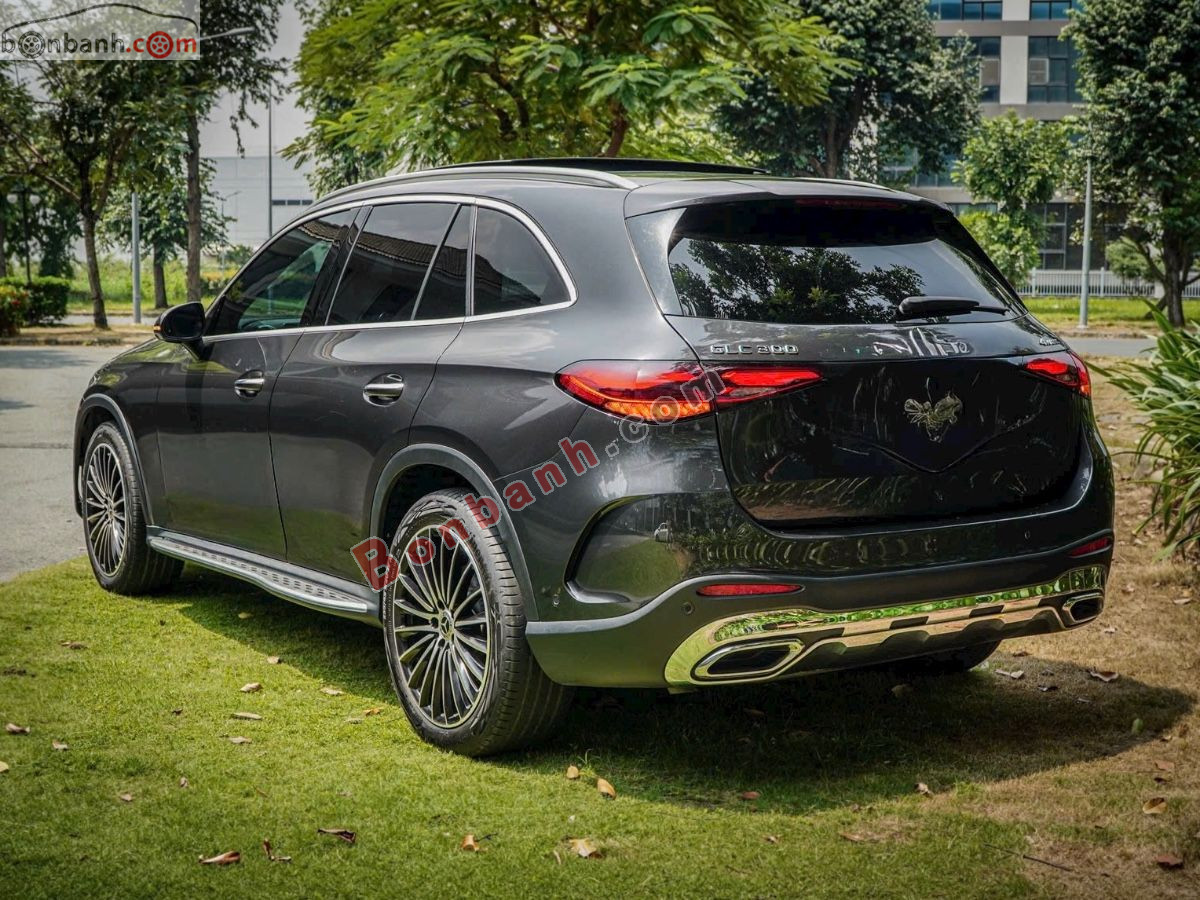 Bán ô tô Mercedes Benz GLC 300 4Matic - 2023 - xe cũ
