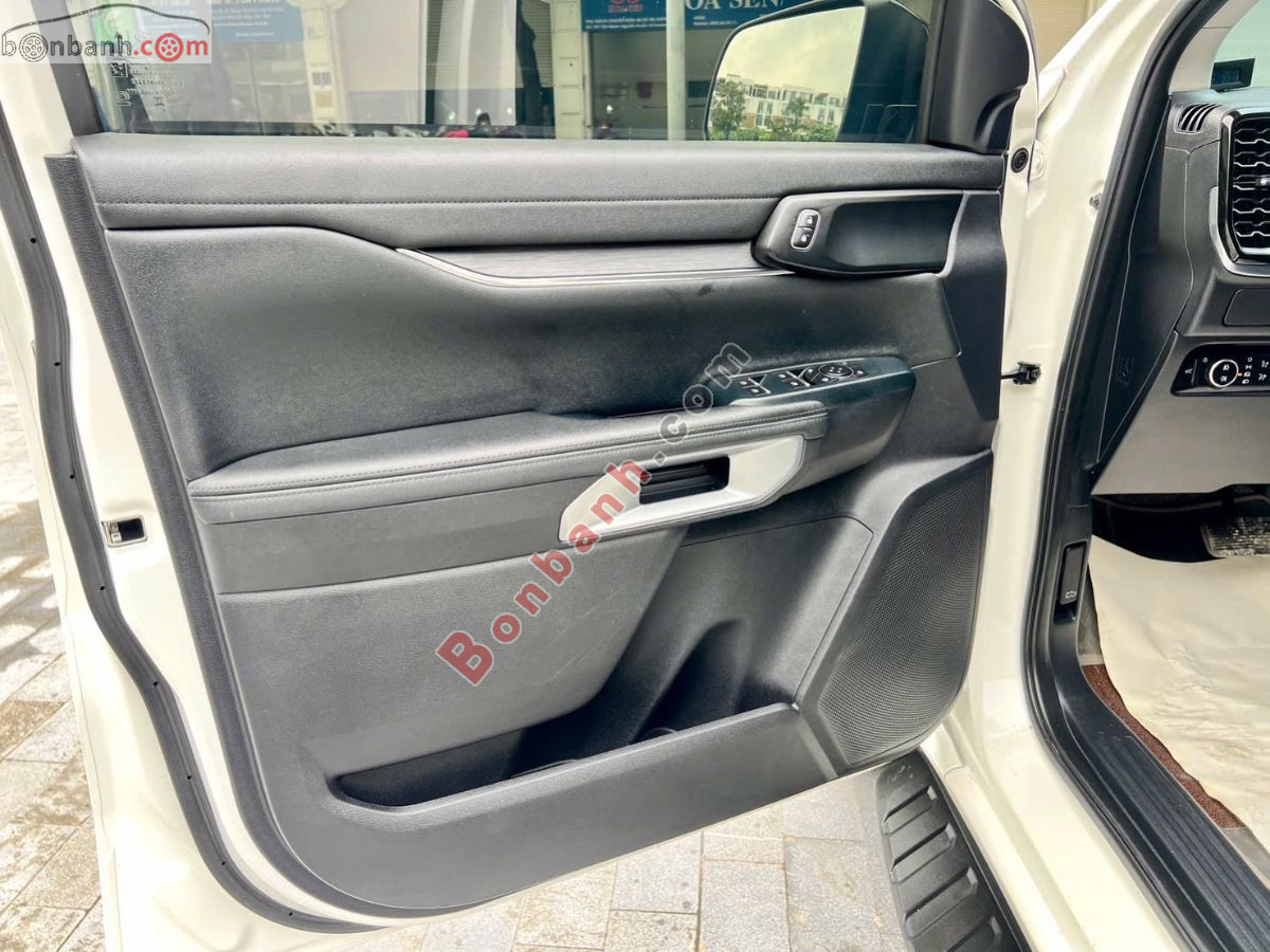 Bán ô tô Ford Everest Sport 2.0L 4x2 AT - 2024 - xe cũ
