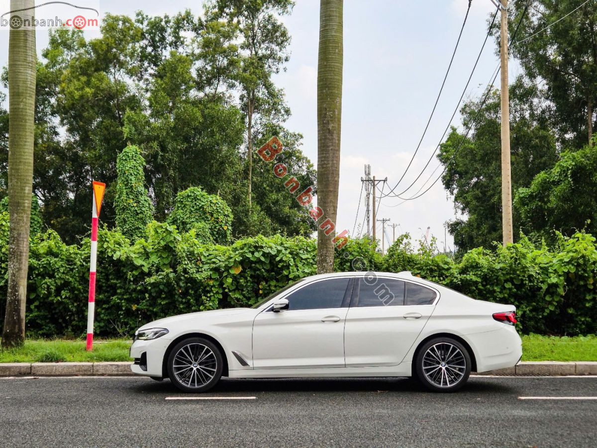Bán ô tô BMW 5 Series 520i - 2023 - xe cũ