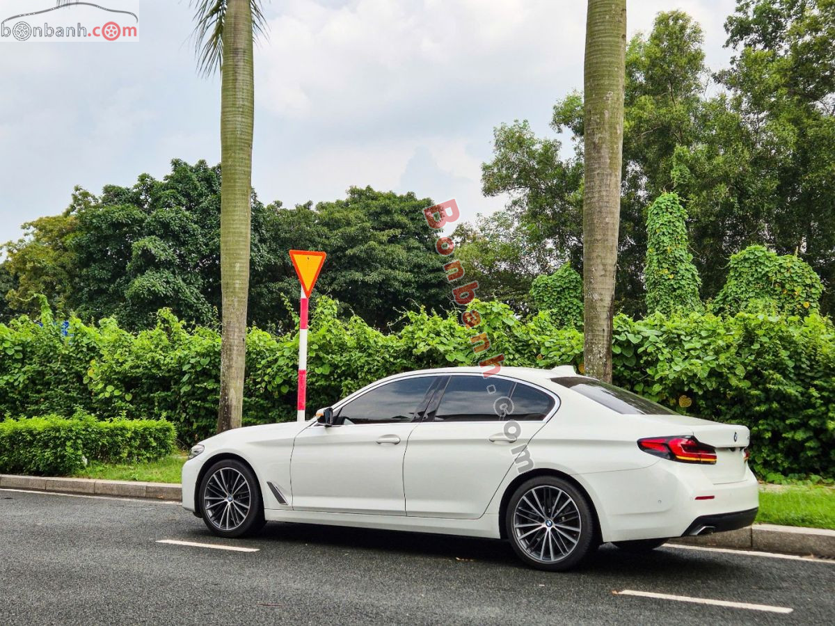 Bán ô tô BMW 5 Series 520i - 2023 - xe cũ