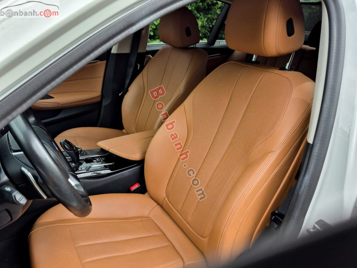 Bán ô tô BMW 5 Series 520i - 2023 - xe cũ