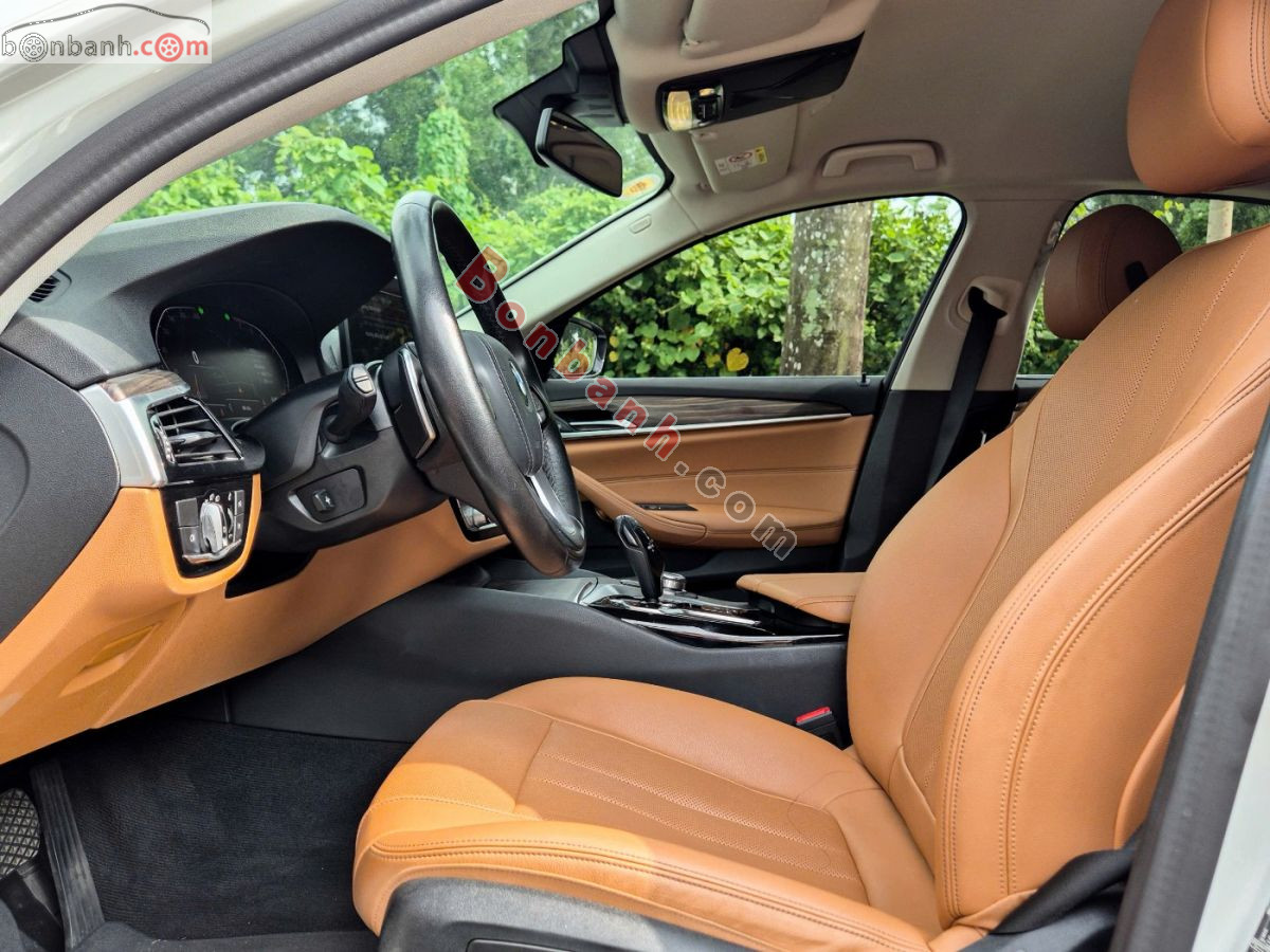 Bán ô tô BMW 5 Series 520i - 2023 - xe cũ