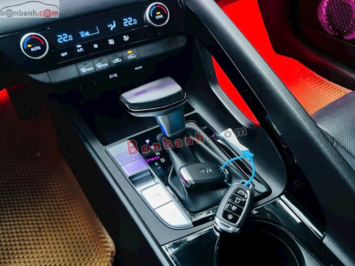 Bán ô tô Hyundai Elantra 1.6 AT Đặc biệt - 2024 - xe cũ