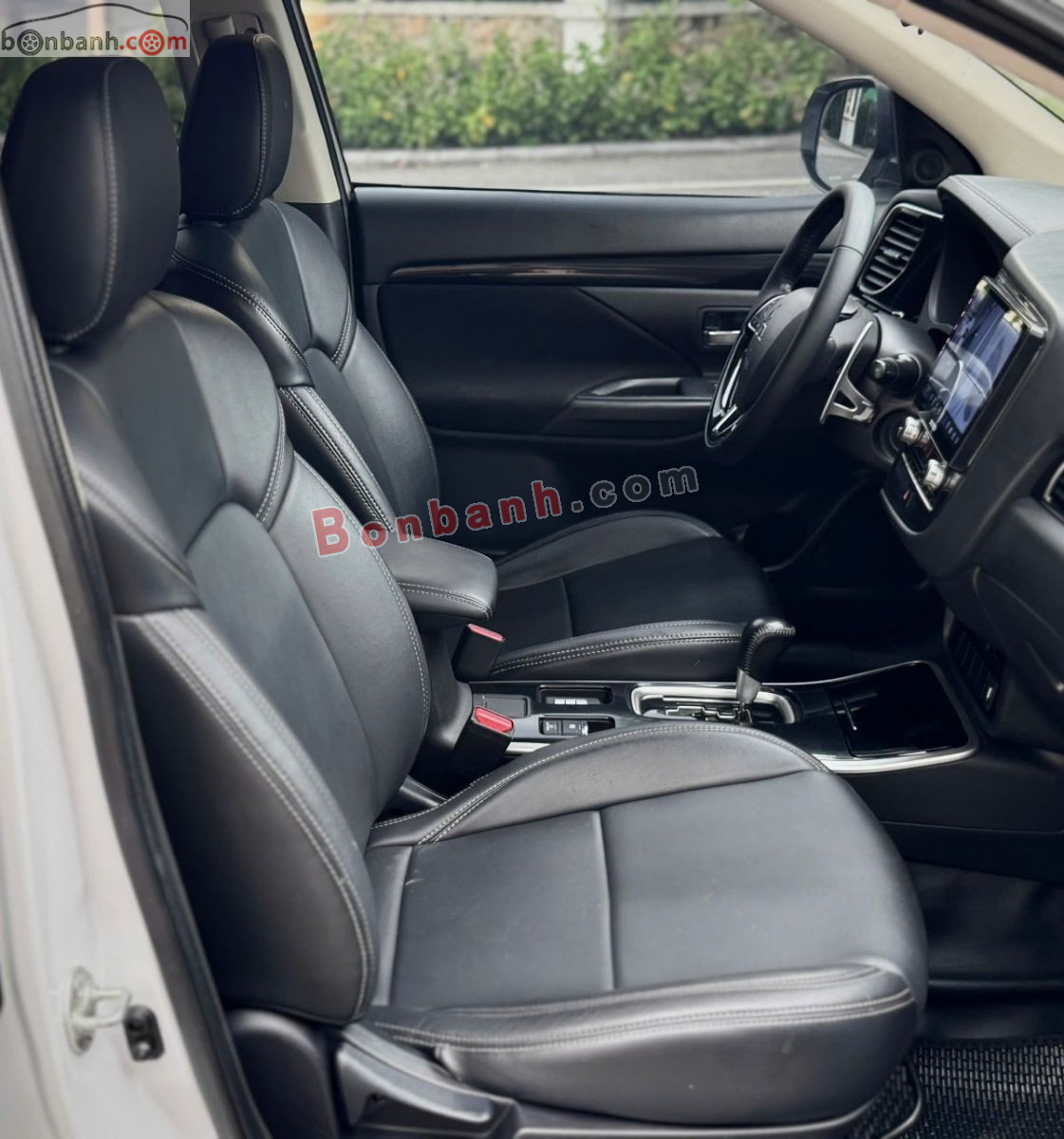 Bán ô tô Mitsubishi Outlander 2.0 CVT - 2021 - xe cũ