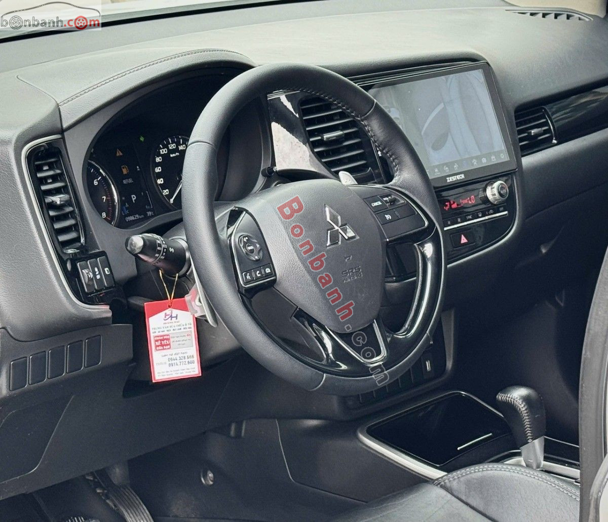 Bán ô tô Mitsubishi Outlander 2.0 CVT - 2021 - xe cũ