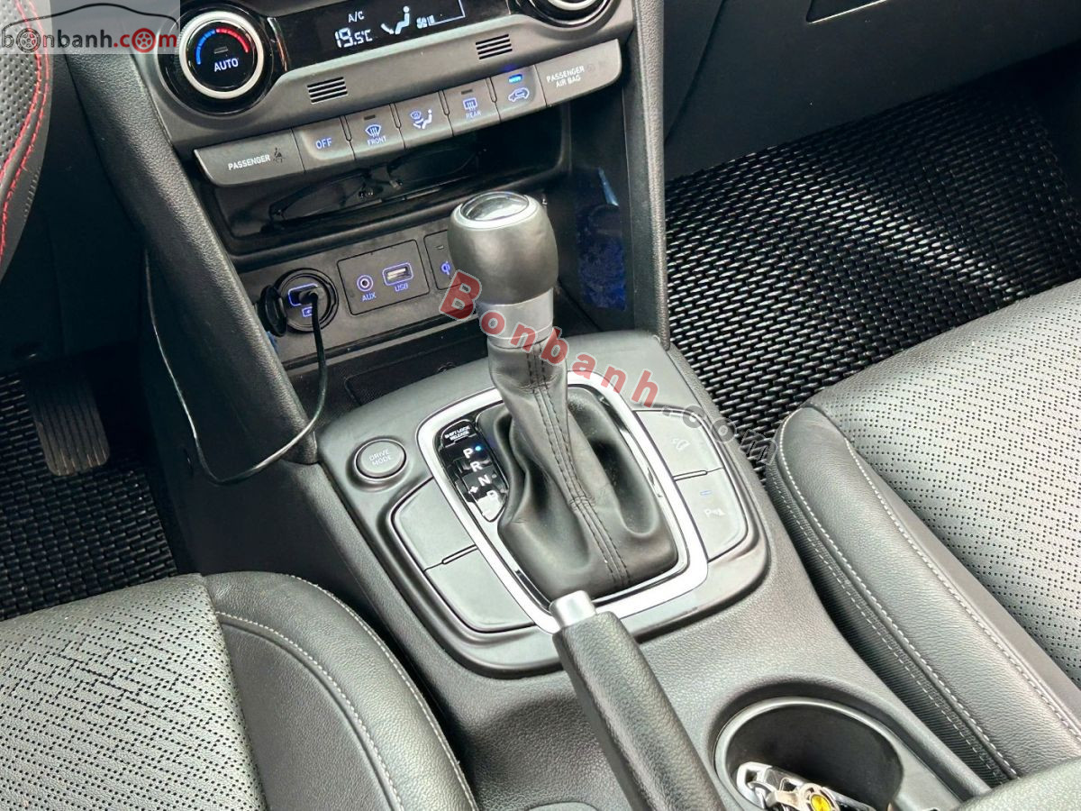 Bán ô tô Hyundai Kona 1.6 Turbo - 2020 - xe cũ