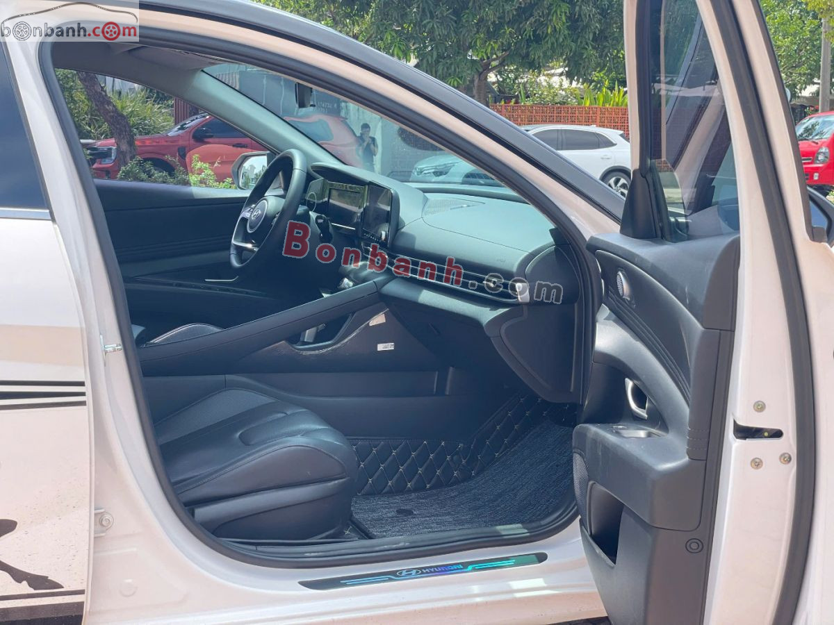 Bán ô tô Hyundai Elantra 1.6 AT Đặc biệt - 2023 - xe cũ