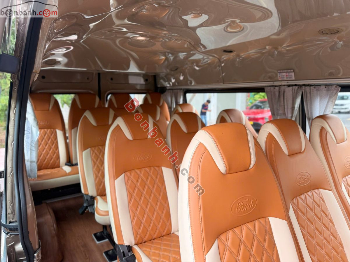 Bán ô tô Ford Transit Tiêu chuẩn - 2023 - xe cũ