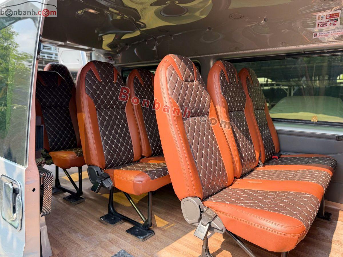 Bán ô tô Ford Transit Tiêu chuẩn - 2022 - xe cũ