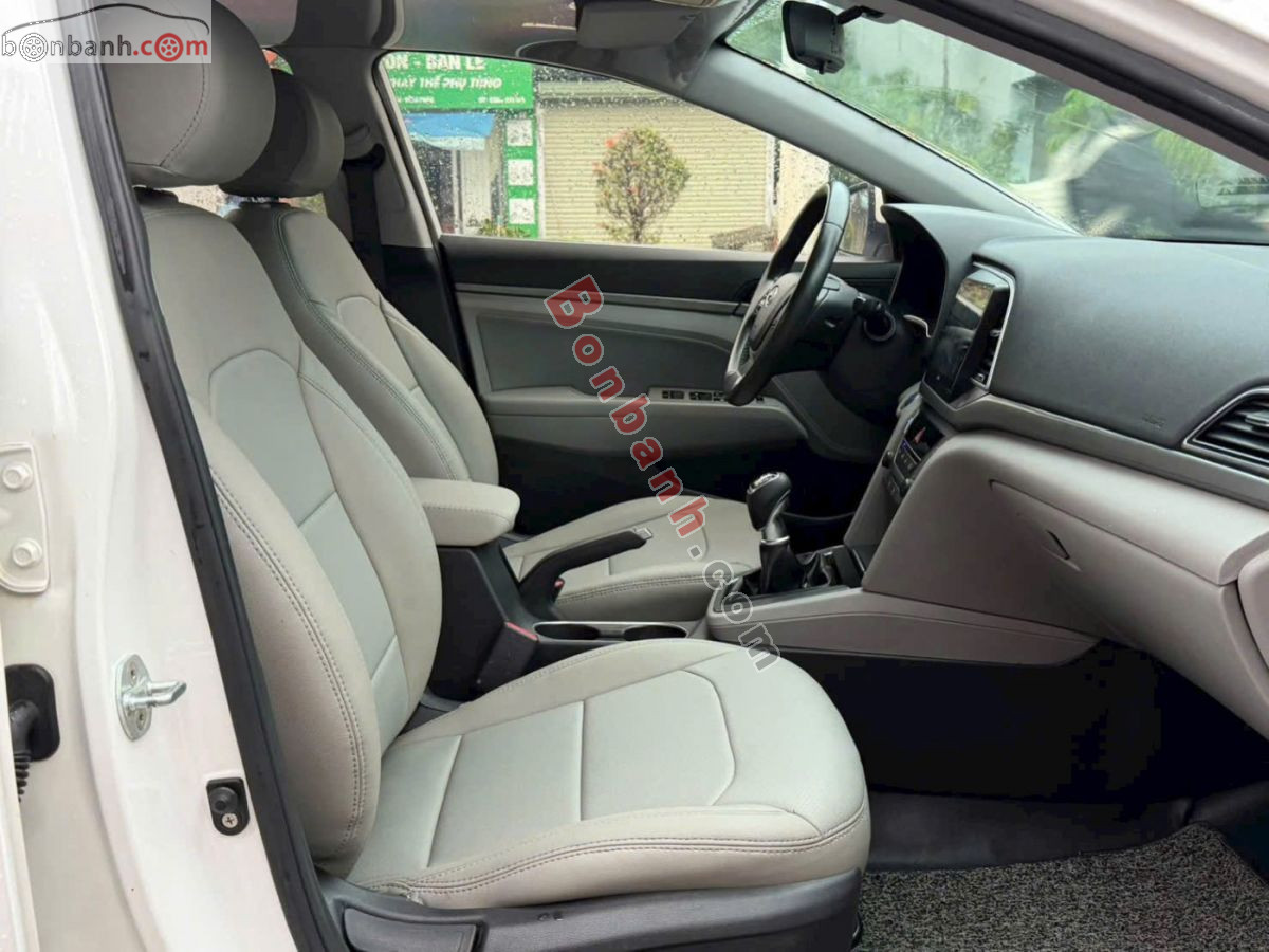 Bán ô tô Hyundai Elantra 1.6 MT - 2018 - xe cũ