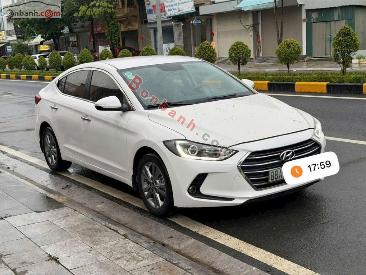 Bán ô tô Hyundai Elantra 1.6 MT - 2018 - xe cũ