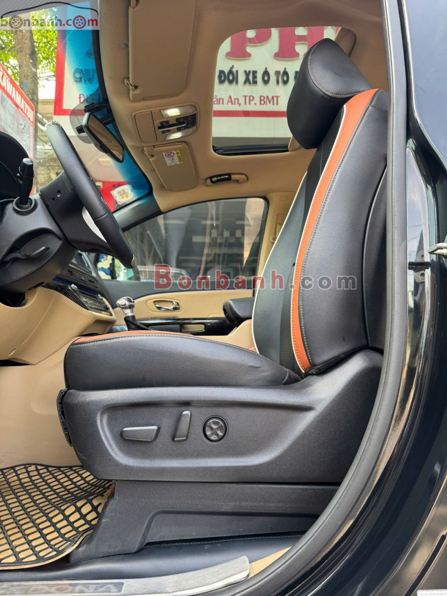 Bán ô tô Kia Sedona 2.2L DATH - 2018 - xe cũ