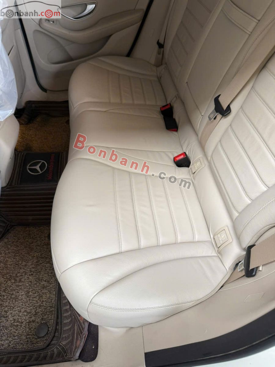 Bán ô tô Mercedes Benz GLC 300 4Matic - 2019 - xe cũ