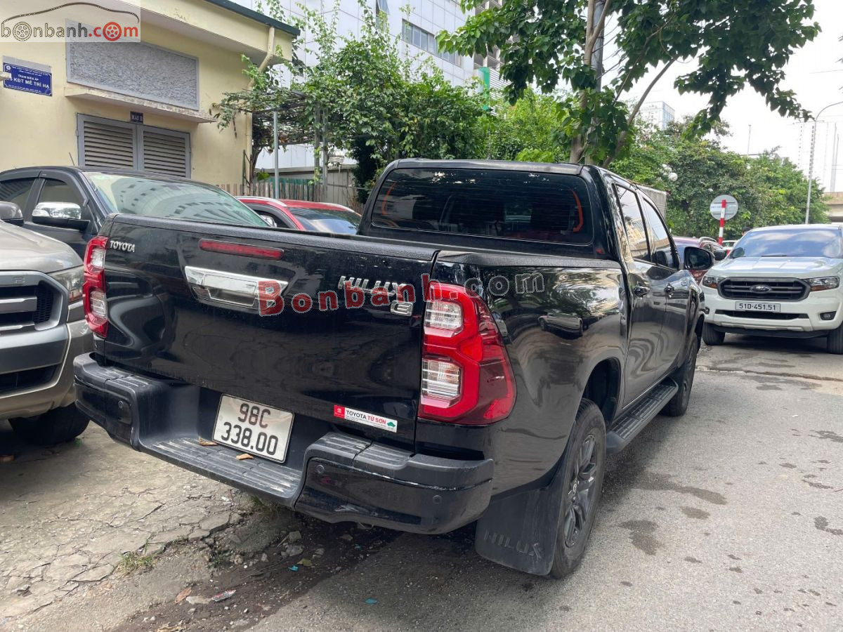 Bán ô tô Toyota Hilux 2.4L 4x2 AT - 2024 - xe cũ