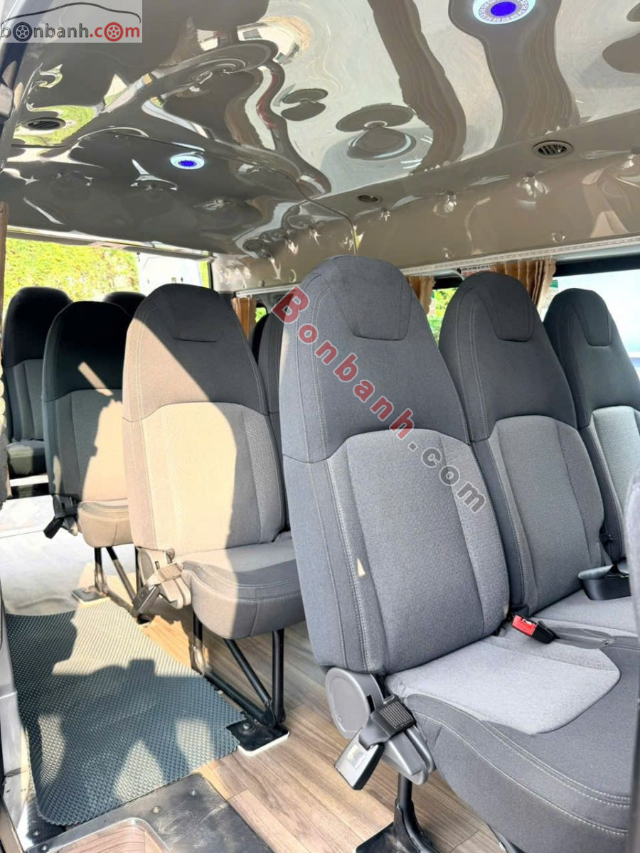 Bán ô tô Ford Transit Tiêu chuẩn - 2023 - xe cũ