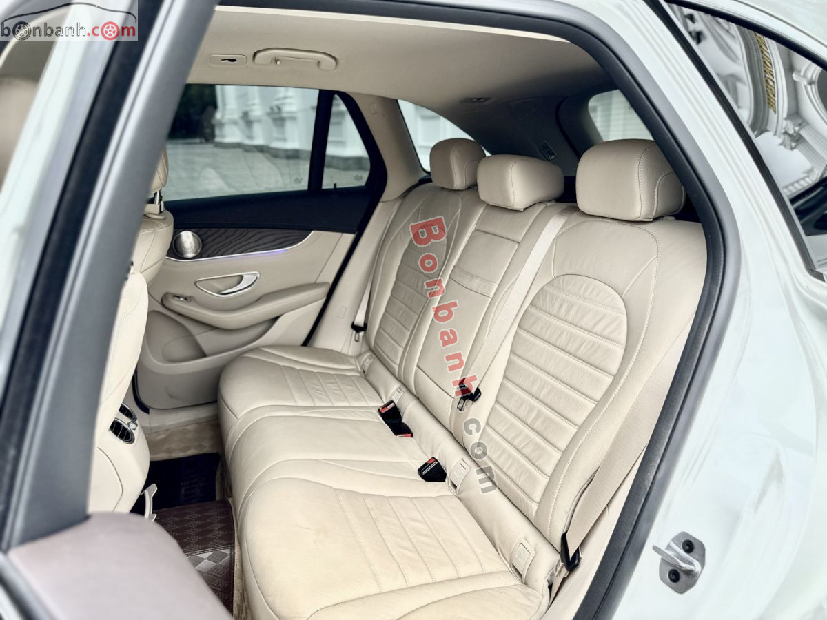 Bán ô tô Mercedes Benz GLC 200 4Matic - 2021 - xe cũ