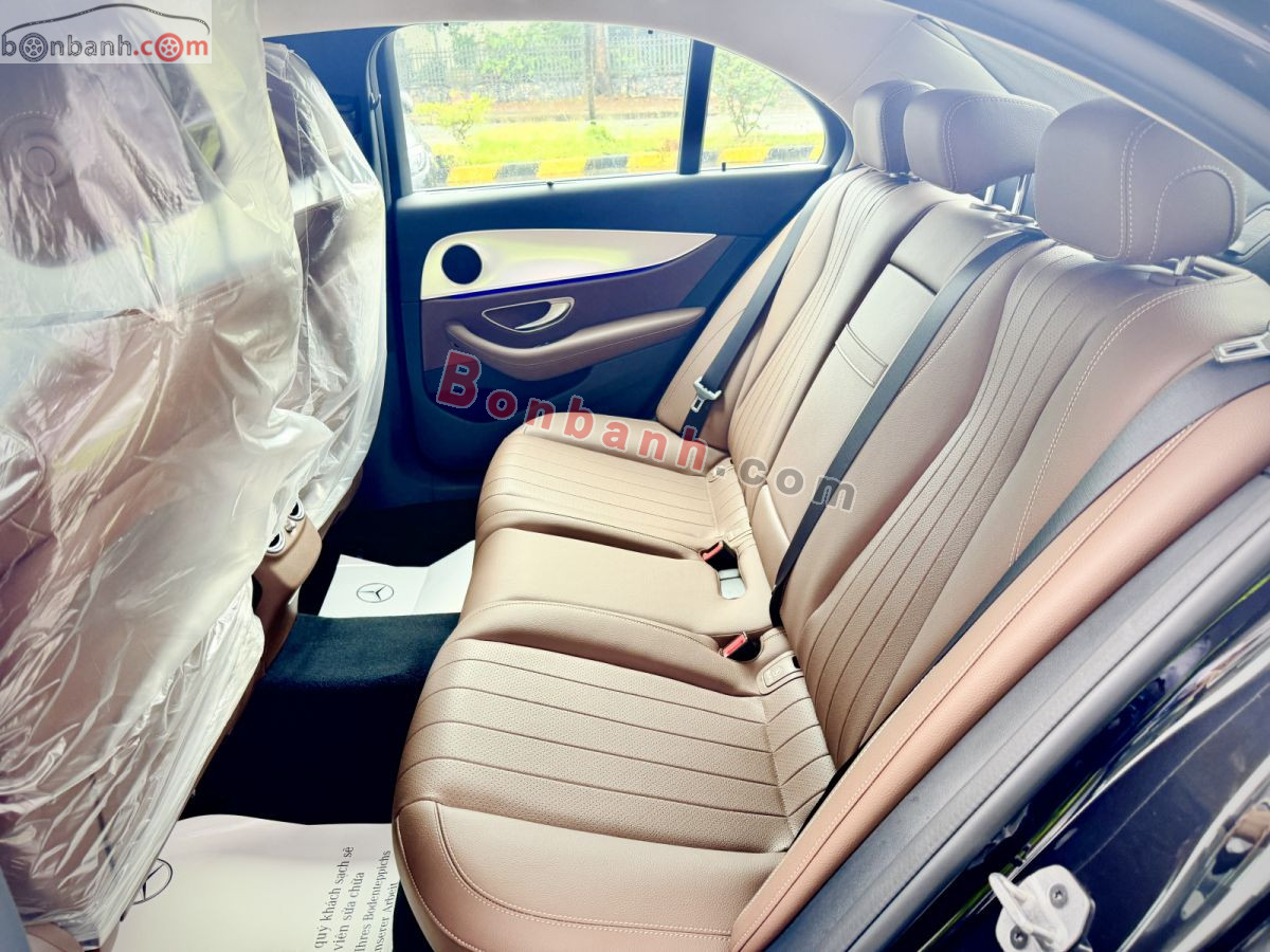 Bán ô tô Mercedes Benz E class E180 - 2023 - xe cũ