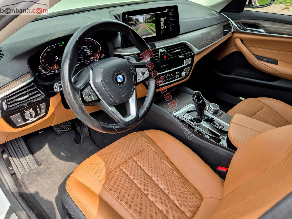 Bán ô tô BMW 5 Series 520i - 2023 - xe cũ