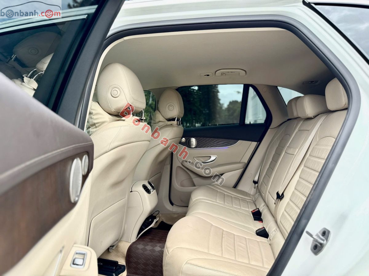 Bán ô tô Mercedes Benz GLC 200 4Matic - 2021 - xe cũ
