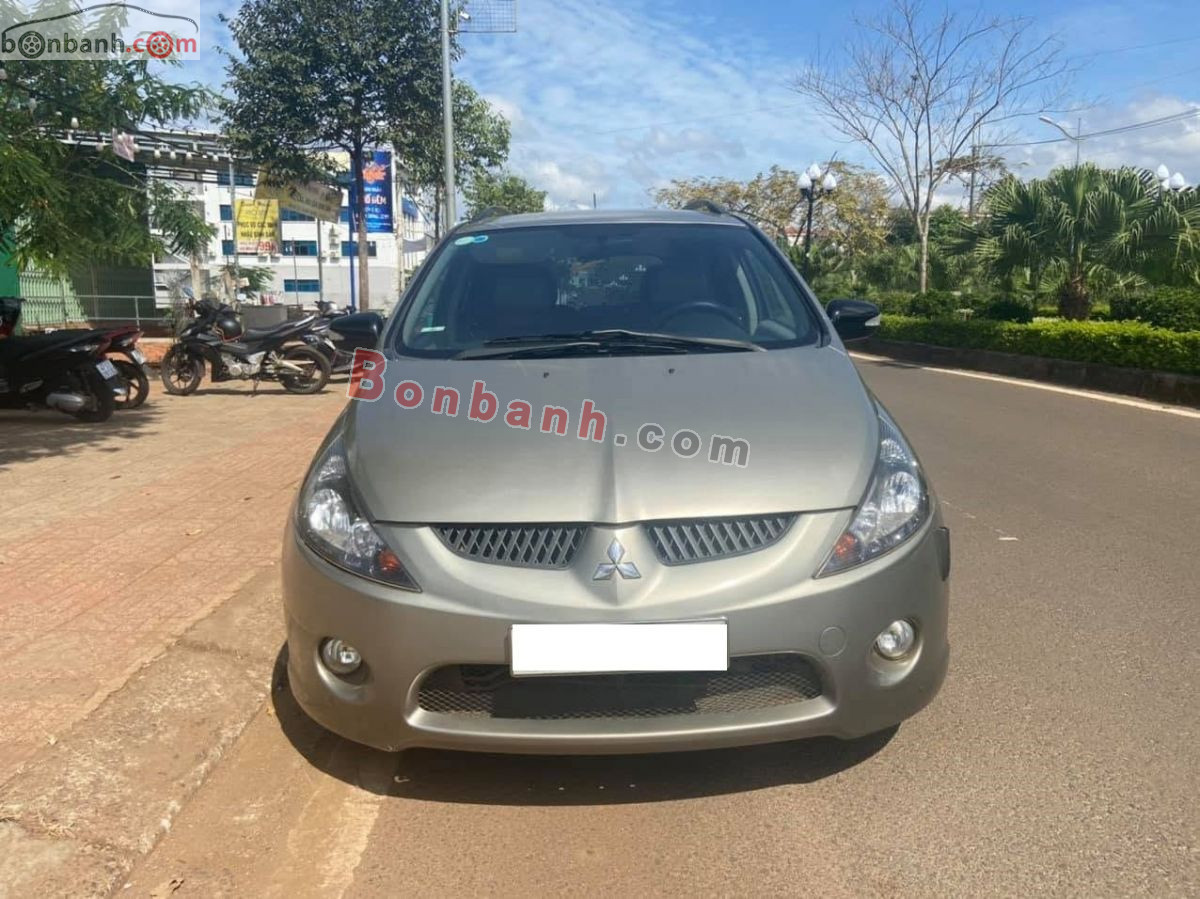 Bán ô tô Mitsubishi Grandis 2.4 AT - 2005 - xe cũ