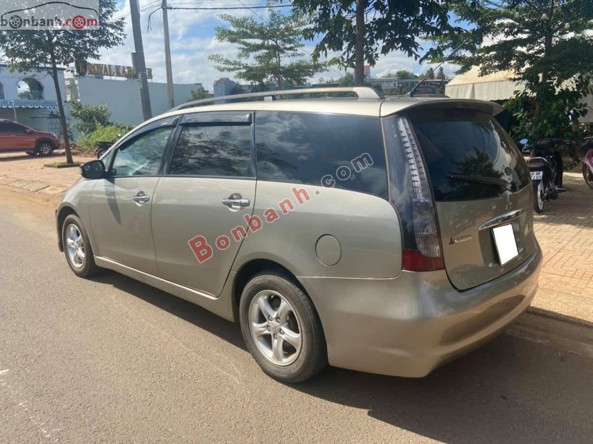 Bán ô tô Mitsubishi Grandis 2.4 AT - 2005 - xe cũ