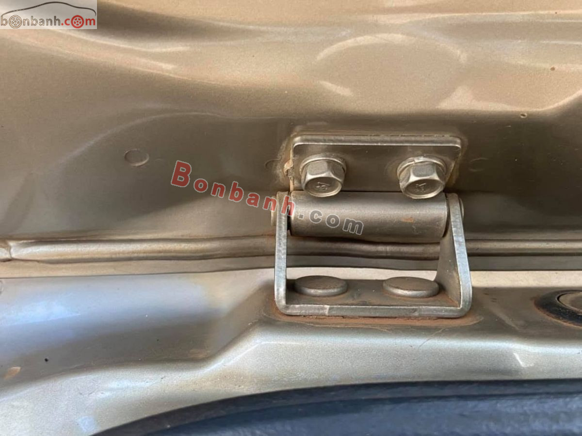 Bán ô tô Mitsubishi Grandis 2.4 AT - 2005 - xe cũ