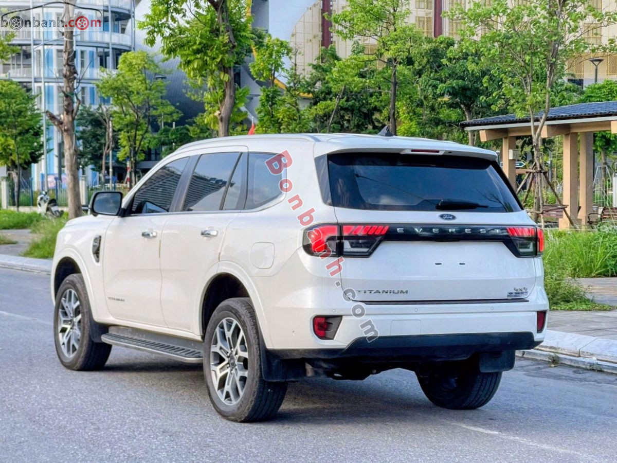 Bán ô tô Ford Everest Titanium Plus 2.0L 4x4 AT - 2022 - xe cũ