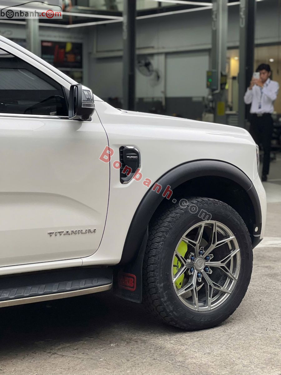 Bán ô tô Ford Everest Titanium 2.0L 4x2 AT - 2023 - xe cũ