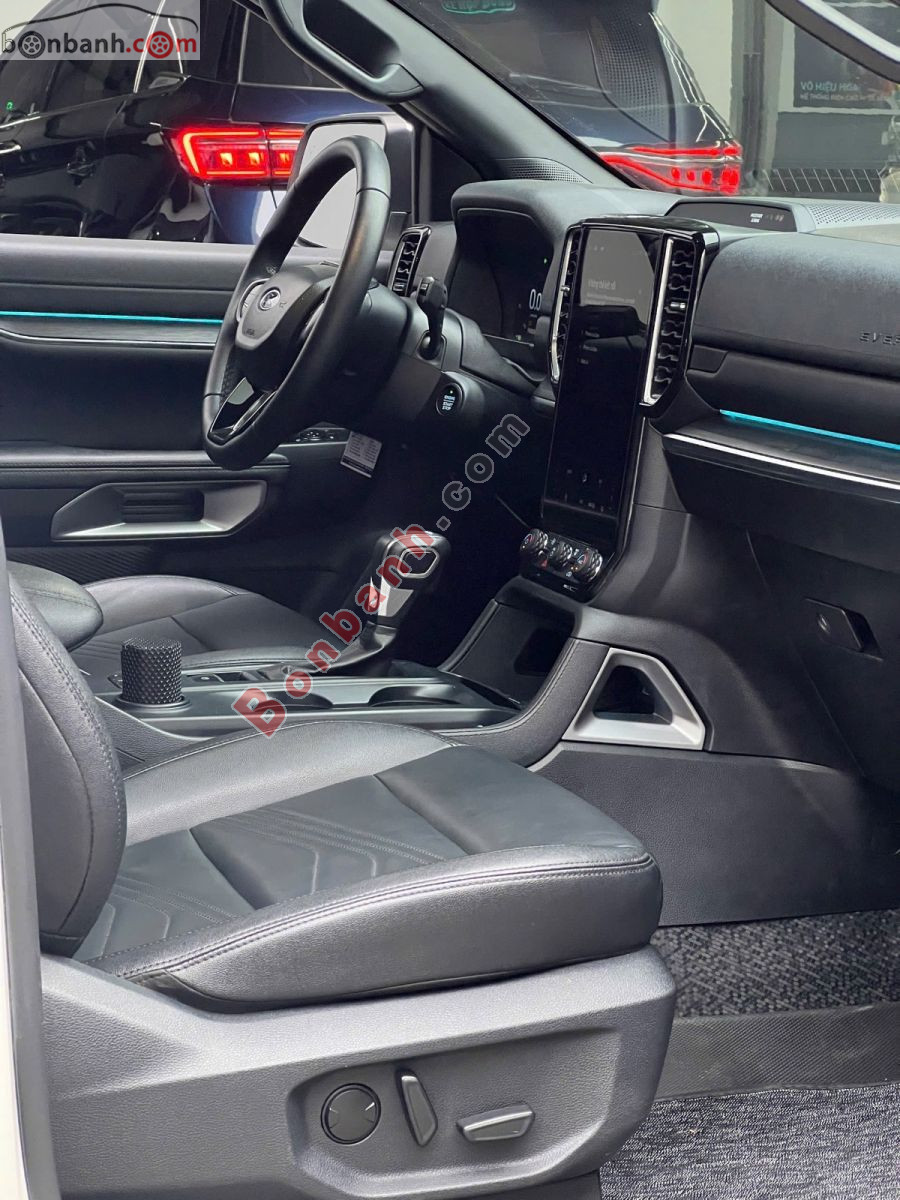 Bán ô tô Ford Everest Titanium 2.0L 4x2 AT - 2023 - xe cũ
