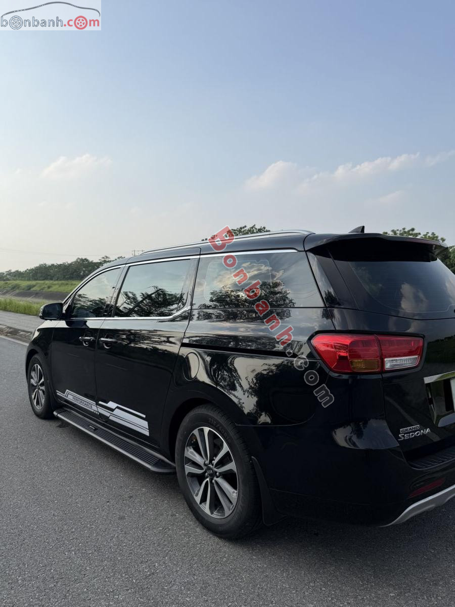Bán ô tô Kia Sedona 2.2L DATH - 2017 - xe cũ