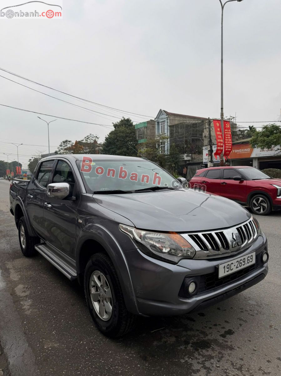 Bán ô tô Mitsubishi Triton 4x2 AT - 2016 - xe cũ