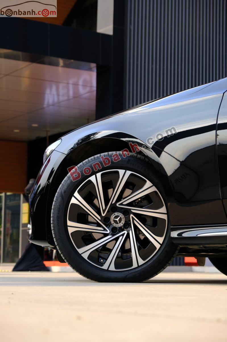 Bán ô tô Mercedes Benz E class E200 Exclusive - 2025 - xe cũ